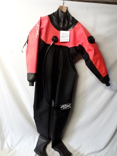 Scuba diving dry - scuba,