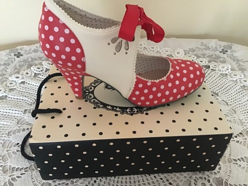 Vintage style red and - , white