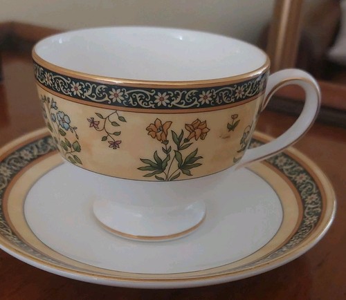 Wedgwood india tea - tea, cup