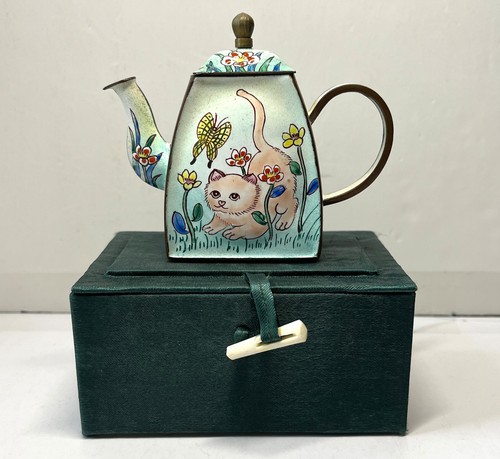 Trade aid miniature enamel - aid,
