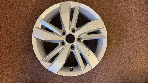Genuine volkswagen polo - 1x,