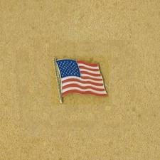 USA FLAG LAPEL PIN OLD