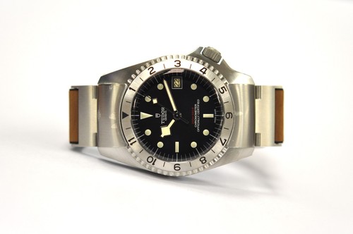 Tudor black bay p01 70150 - black,