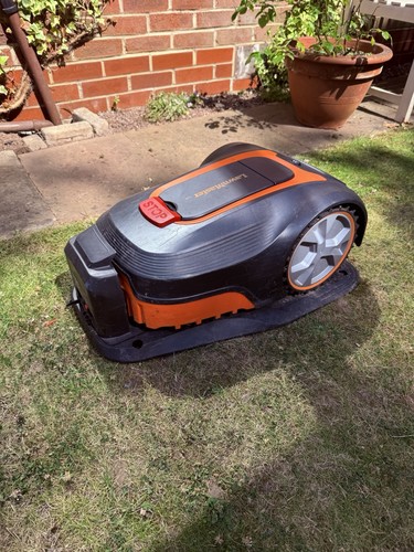 Robotic lawn mower lawnmaster - lawn,
