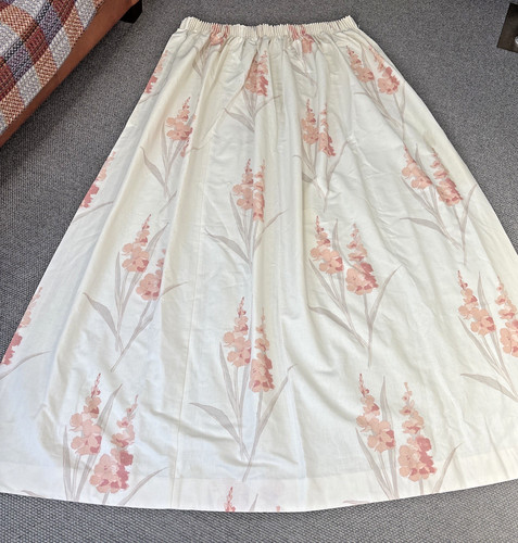 Laura ashley cream peach - laura, &