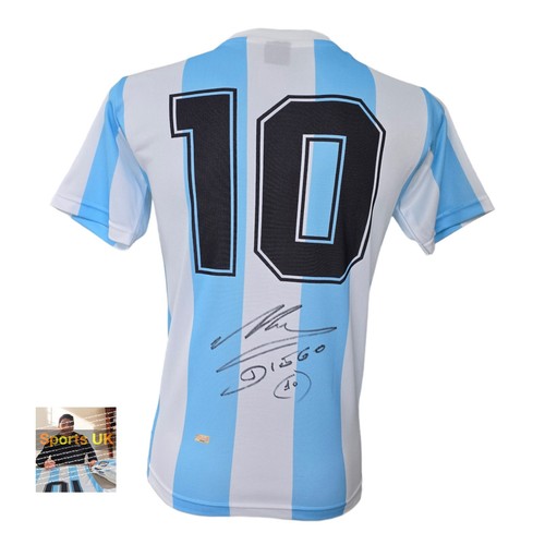 Diego maradona signed - maradona,