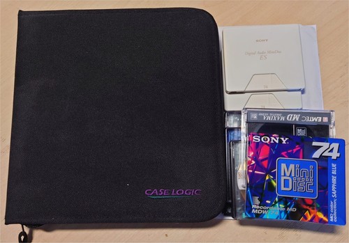 Minidisc carry disc case - minidisc,