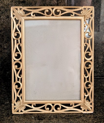Vintage gold coloured - 7,