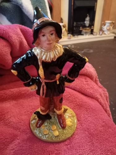 Royal doulton beswick collab - royal,
