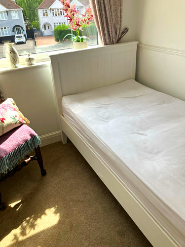 Laura ashley devon single - laura,