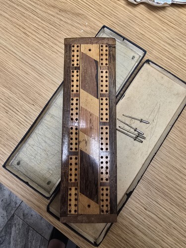Antique wooden cribbage board - antique,