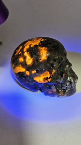 Yooperlite skull carving - yooperlite,