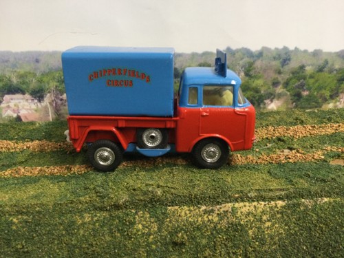 Corgi toys chipperfield circus - corgi,