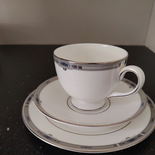 Wedgewood amherst platinum tea - wedgewood,