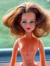 1970s Palitoy Pippa doll Penny Brown no hair plugs missing & has walking action