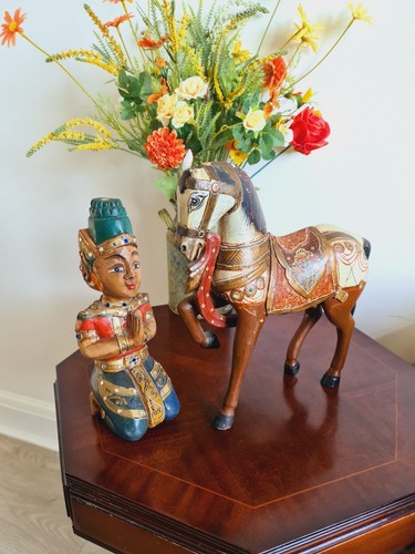 Vintage wooden figurines south - figurines,