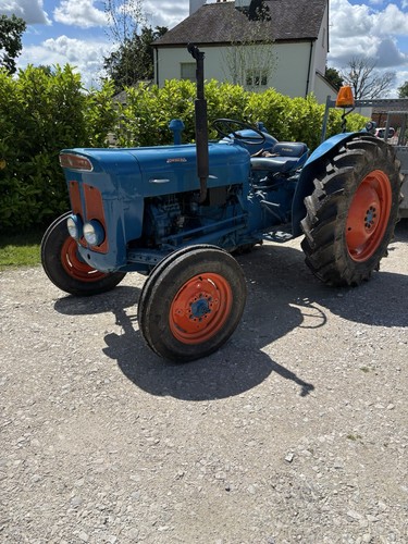 Fordson super dexta farm - super,
