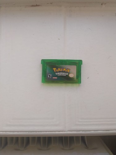 Pokemon emerald gameboy - emerald,