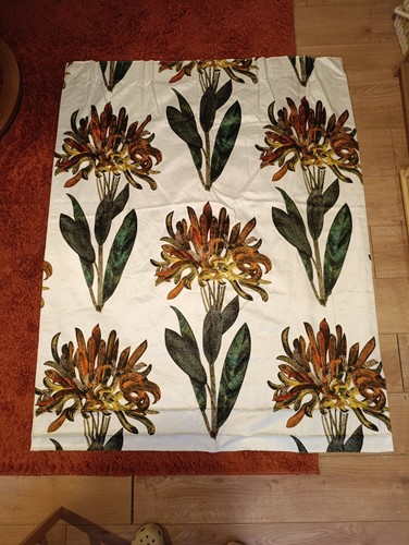Sanderson dreamflower fabric - 'dreamflower',