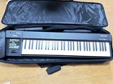 Roland RD-64 Fully Weighted 64key Digital Stage Piano SuperNATURAL Sounds w/ bag