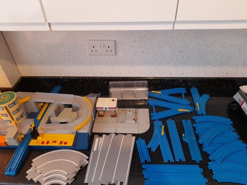 Tomy tomica hypercity - tomy,