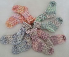 BABY KNITTING PATTERNS DK 69 LITTLE SNUGGLERS BABY SOCKS PRECIOUS NEWBORN KNITS
