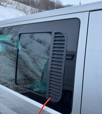 VW Transporter Kombi Window