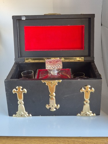 Vintage wooden chest with - chest,
