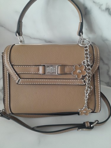 River island small - river, body