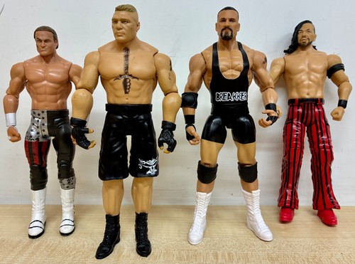 Set wwe action figures - 4,