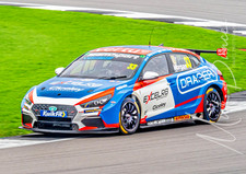 BTCC #33 Adam Morgan. Hyundai