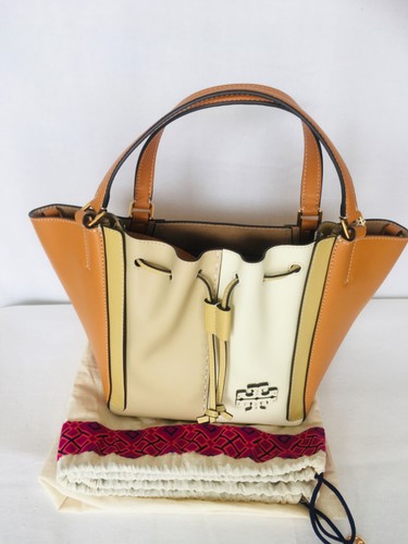 Bnwt tory burch mcgraw - tory,