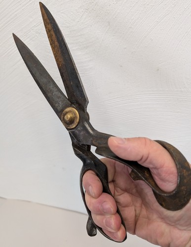 Antique large taylors drapers - large,