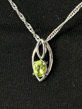Peridot  gemstone necklace 925