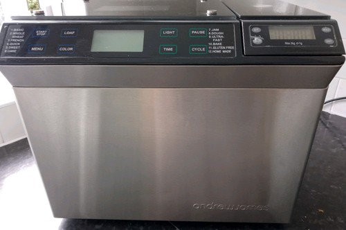 Bread maker with integrated - maker,