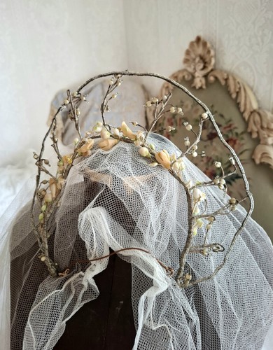 Vintage 1940s wax flower - vintage,
