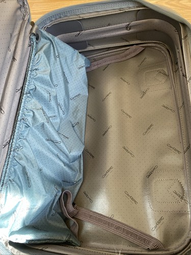 Vintage retro carlton suitcase - carlton,