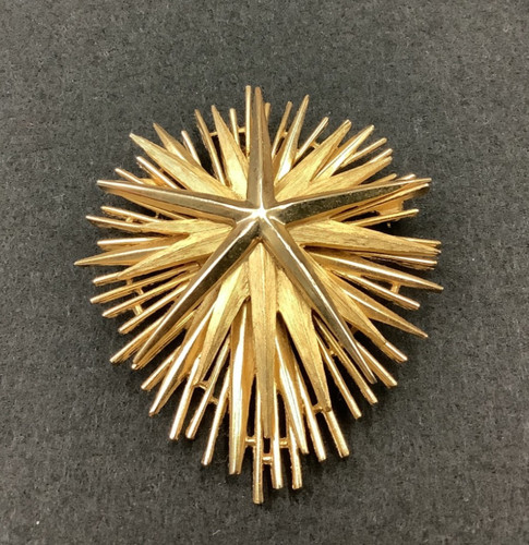 Vintage crown trifari brooch - crown,