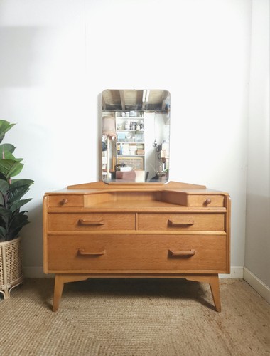 Plan dressing table 1950s - plan,