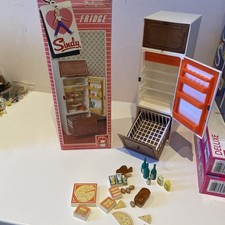 Vintage Sindy Fridge with