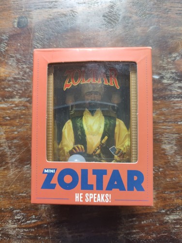 Mini zoltar speaks - mini, he