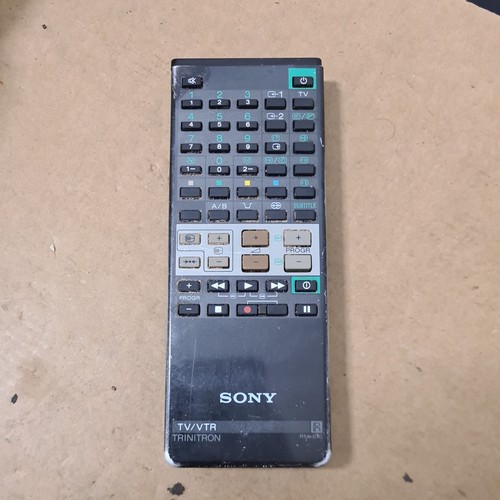 Sony 670 trinitron vtr - rm-670, tv/vtr