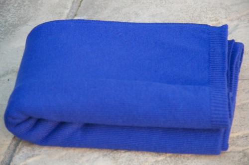 Royal blue cashmere knitted - blue,