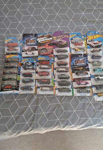 Hot wheels bundle job - wheels,