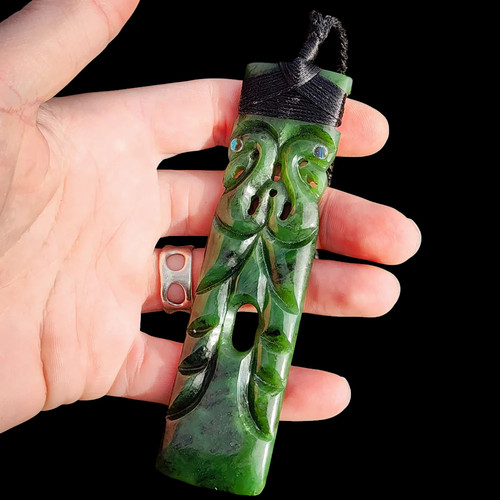 Greenstone pounamu - greenstone,