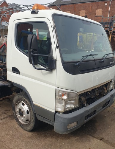 Mitsubishi canter fuso - canter, cab