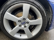 Volvo Cratus 17inch Alloys X4,With Tyre’s. Will fit any Volvo or Ford. 