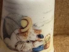 Faye Whittaker Bone China Thimble England – Seaside Picnic Woman w/ Umbrella