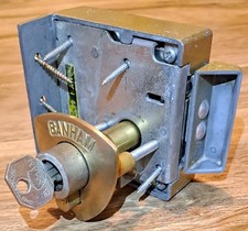 Reclaimed Old Vintage Banham Rim Nightlatch Door Lock With Cylinder & Key BS3621