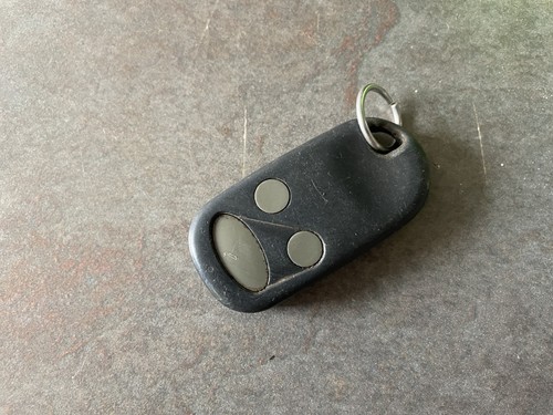 Used button remote key fob - used, 3